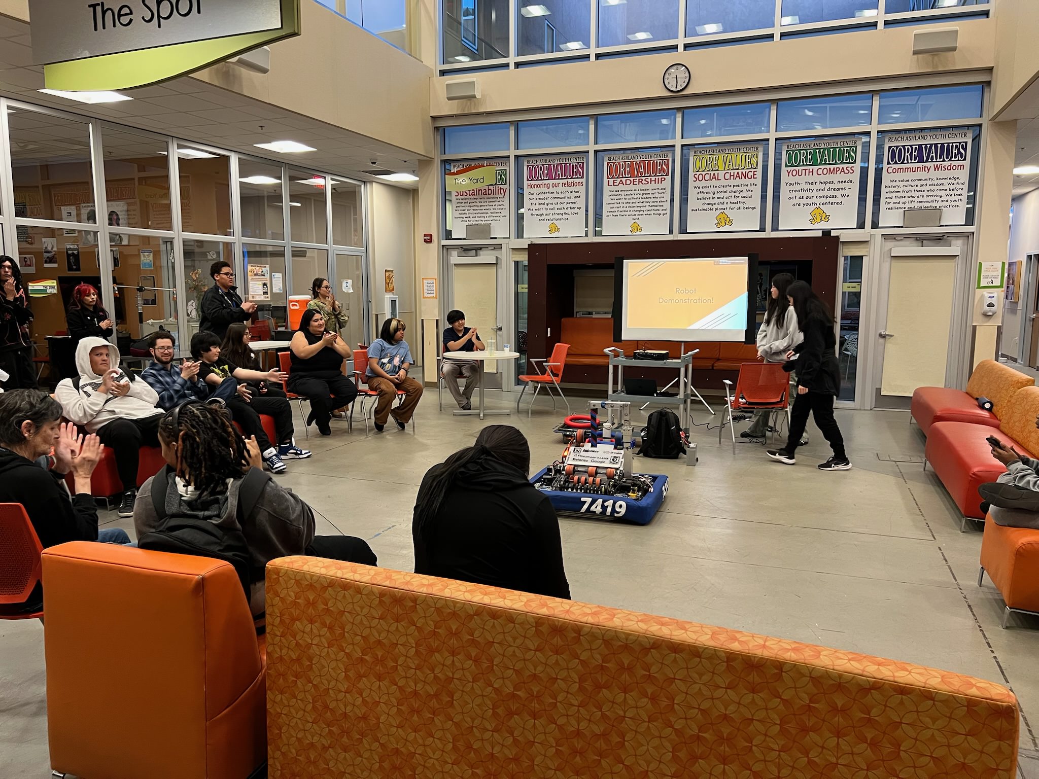 Robot Demo @ REACH Sean Leandro